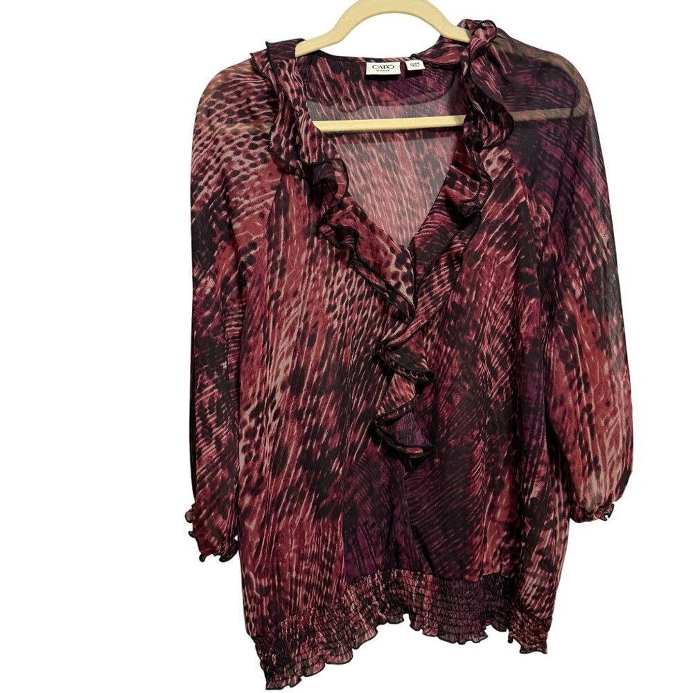 Cato Woman 14/16W Ruffled V-Neck Blouse With Elastic Hem & Animal Print